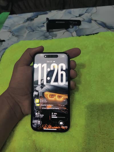 Apple iPhone 16