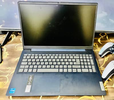 Lenovo ideapad slim 3 core i5 11th gen 8gb 256gb