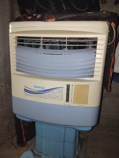 Room cooler (blower)