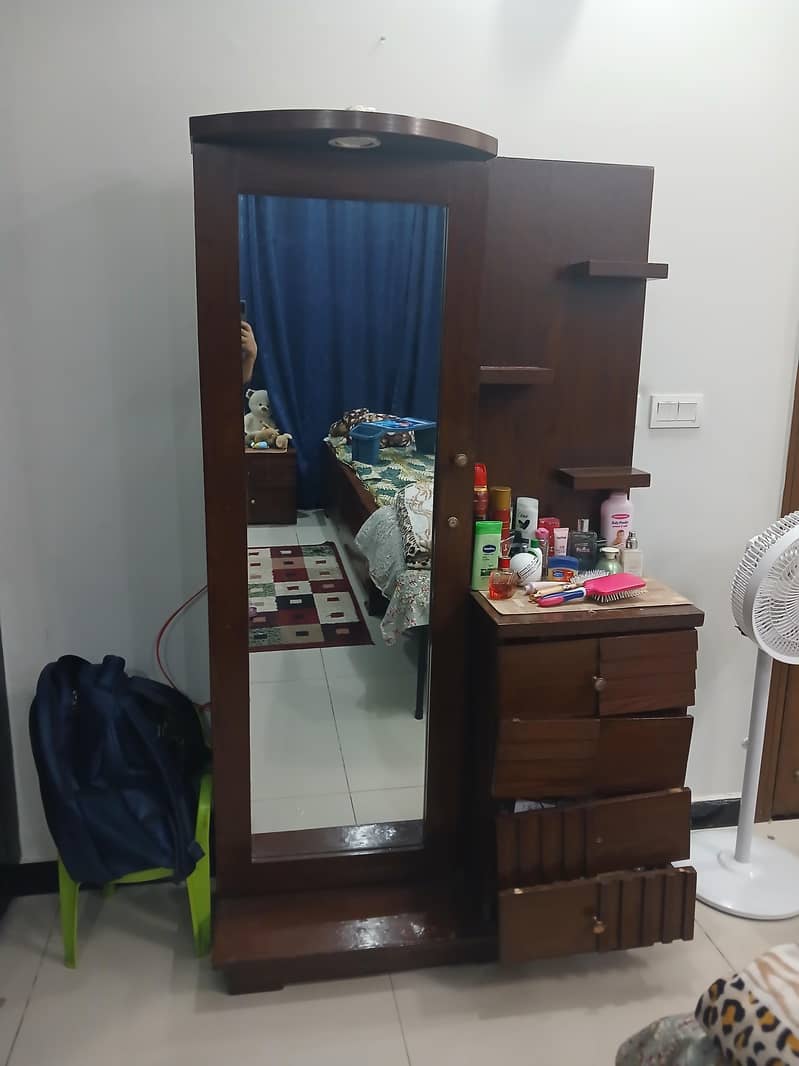 dressing table with side tables 0