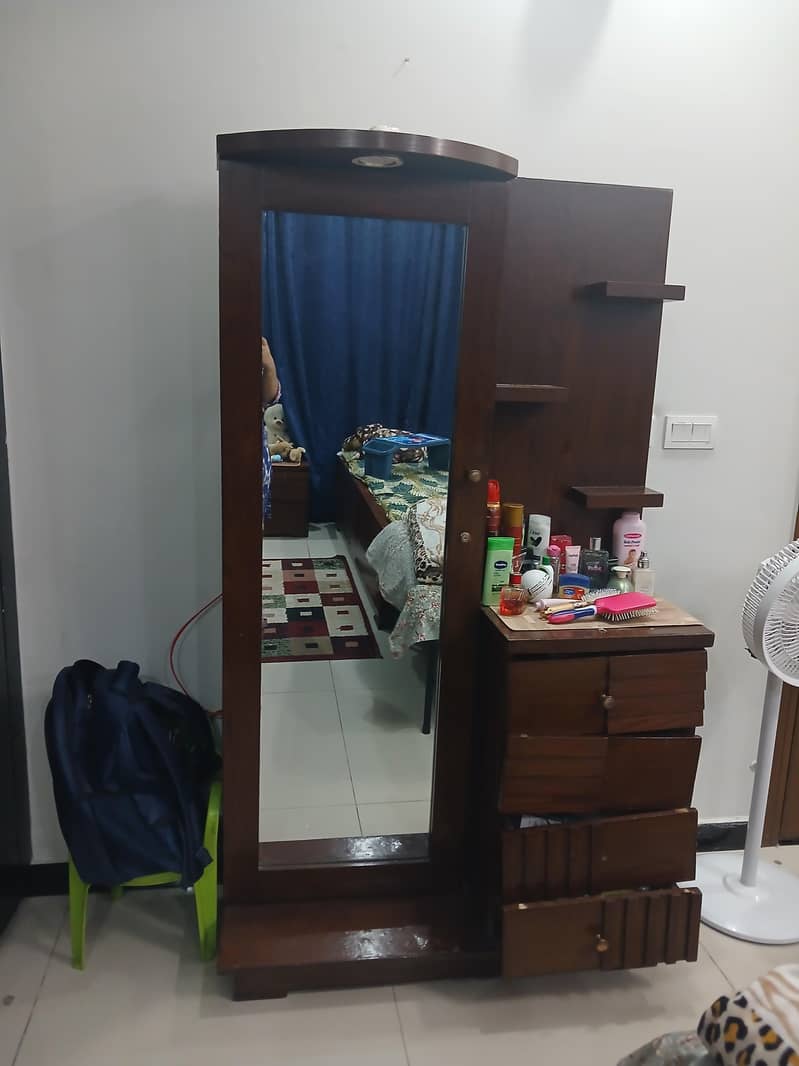 dressing table with side tables 1