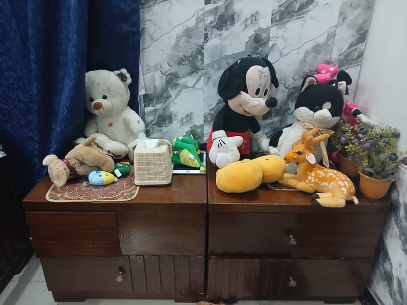 dressing table with side tables 2