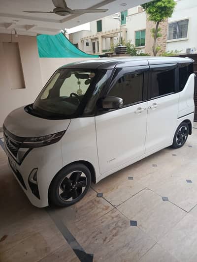 Nissan Roox 2021