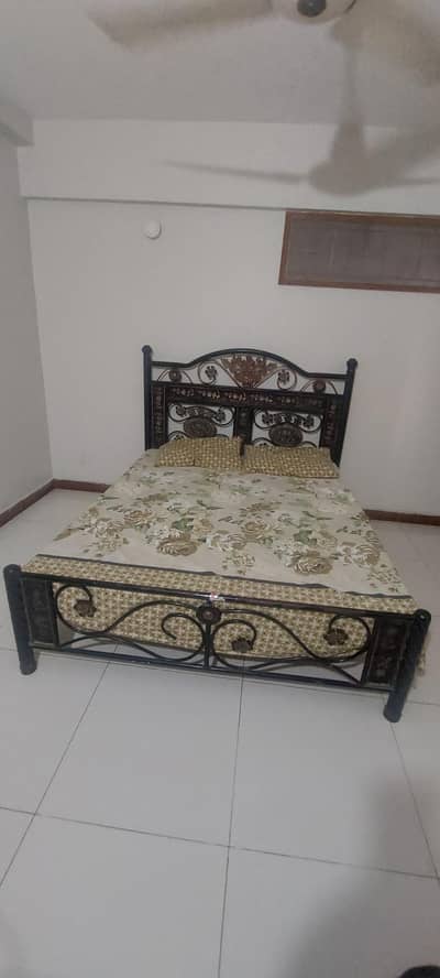 only iron bed