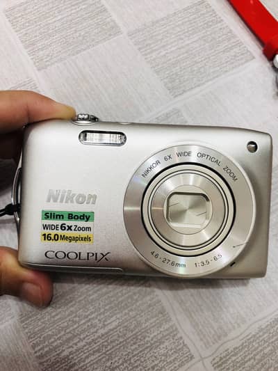 Nikon Coolpix 16.0 MP Digital Camera | Imported from USA | 10/10 Cond