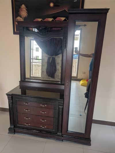 Bedroom set for sale