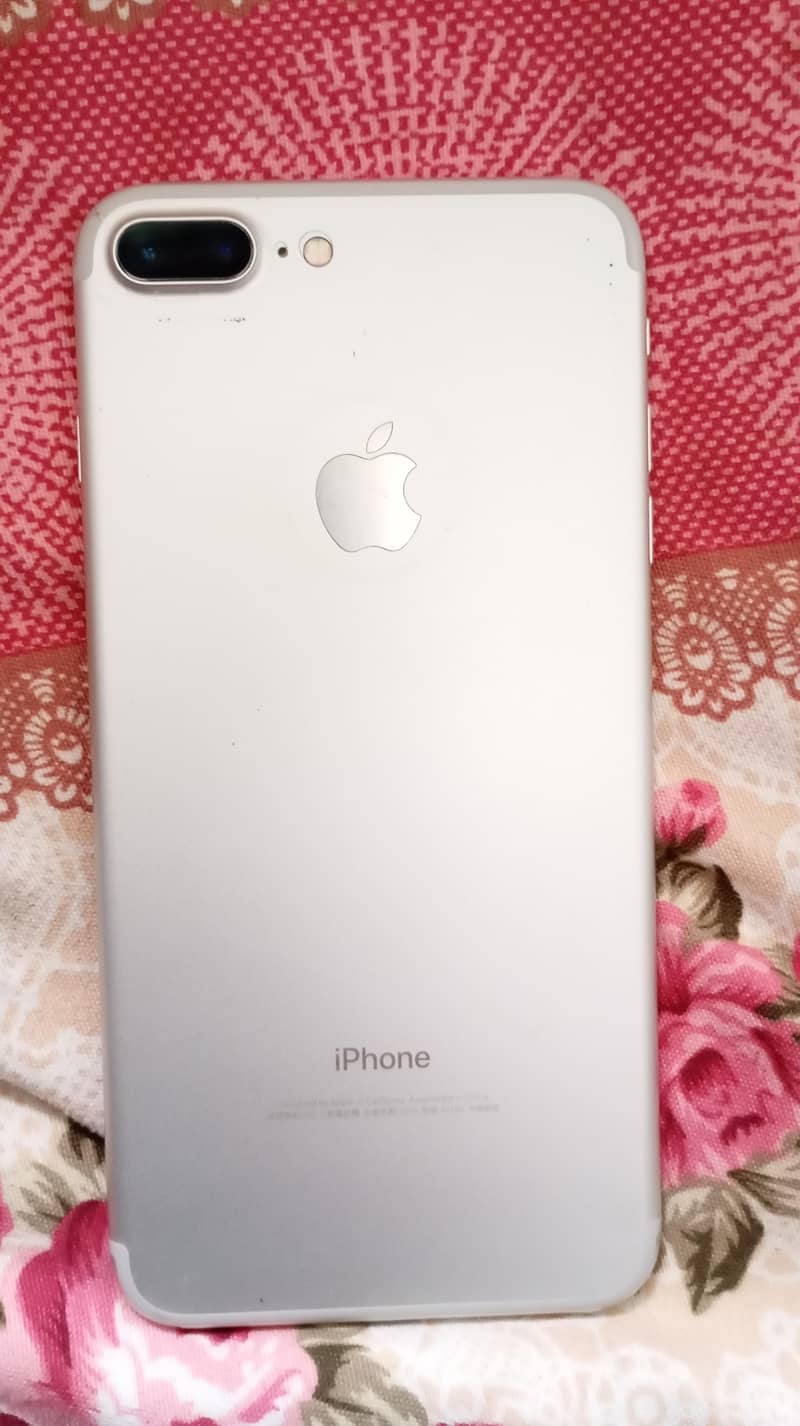 Apple iPhone 7 Plus 4