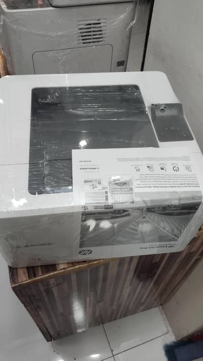 hp laserjet m402