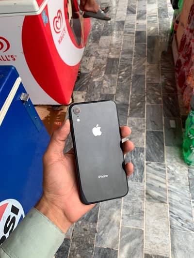 iphone xr (03482972055)