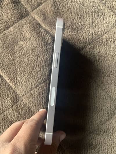 Apple iPhone 13 jv