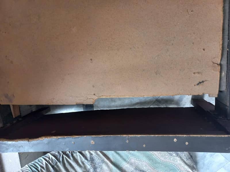 Single Bed 0