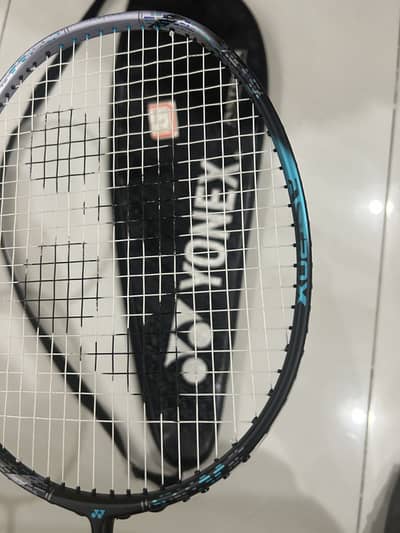 Yonex Astrox 88D Tour