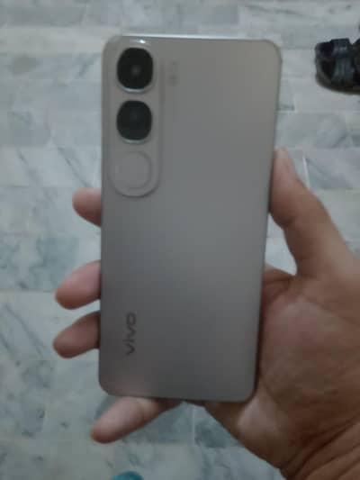Vivo Y200