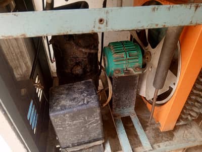 Ice cream machine