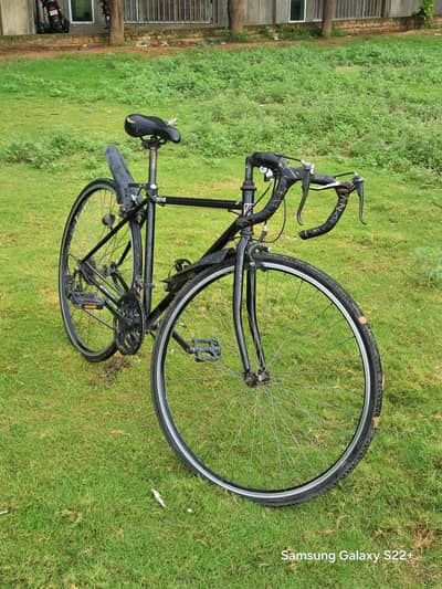 Selling road bike - Shimano tourney 7x3 - needs work