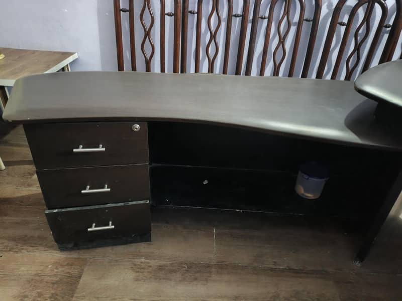 executive office table 1
