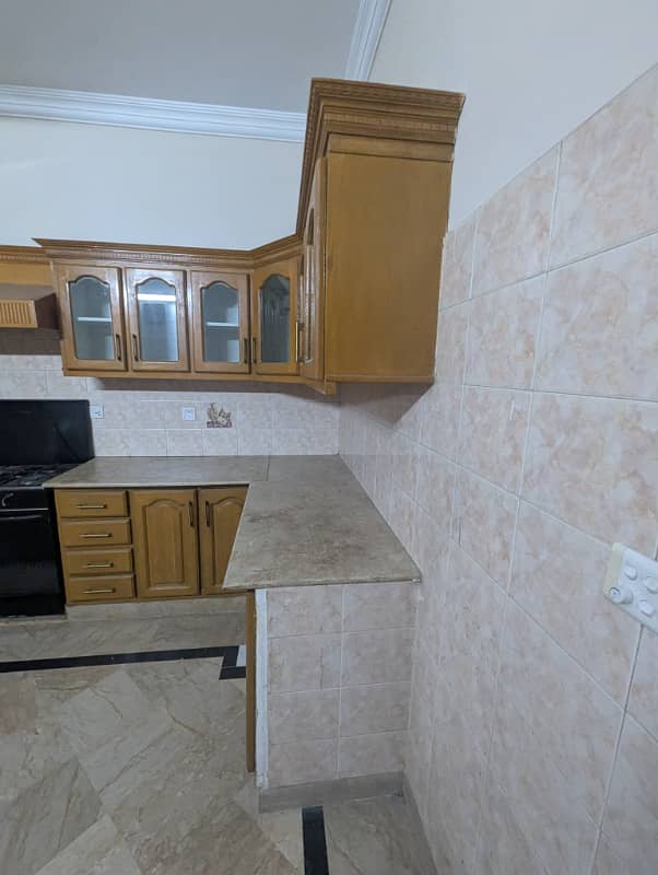 3 bed portion with separate gate 7