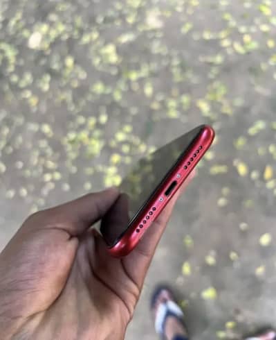 IPhone 11 J. v 64 Gn hn Face ok hn 03196176045