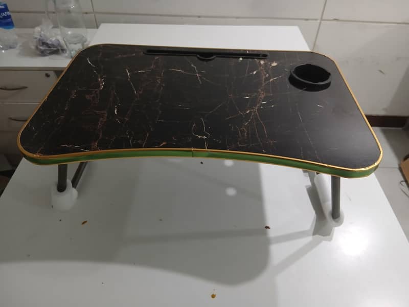 Foldable Laptop Table 3