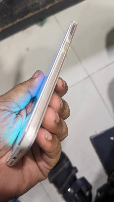 OPPO A37