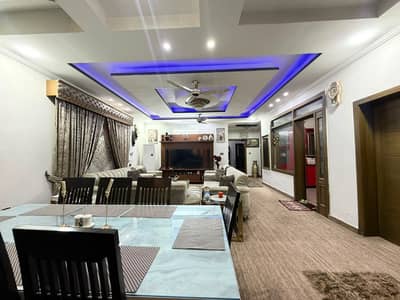 10 marla double story house for sale