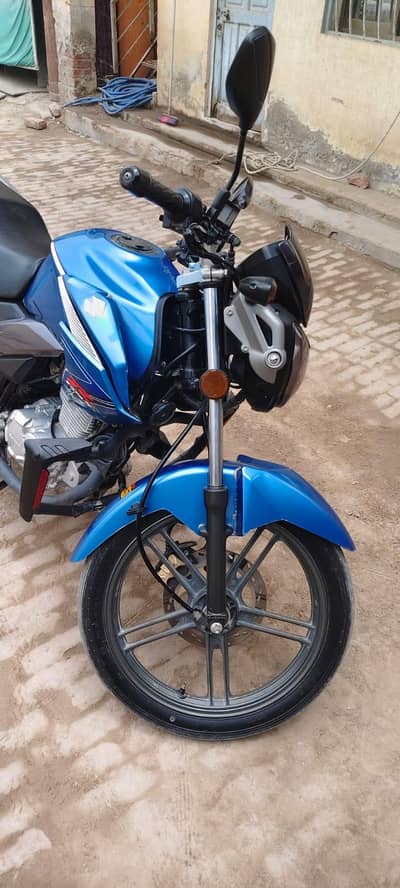Suzuki GSX 125