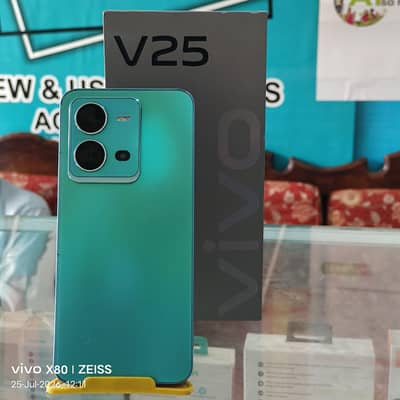 Vivo V25