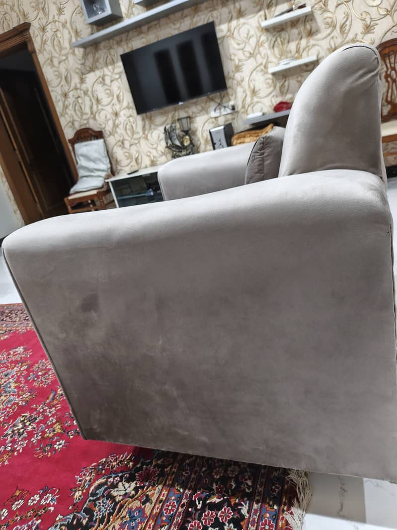 5 seater Sofa Set 8