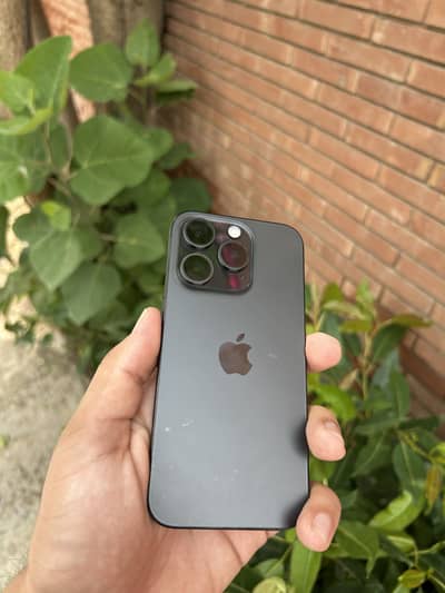 Apple iPhone 15 Pro Black Titanium