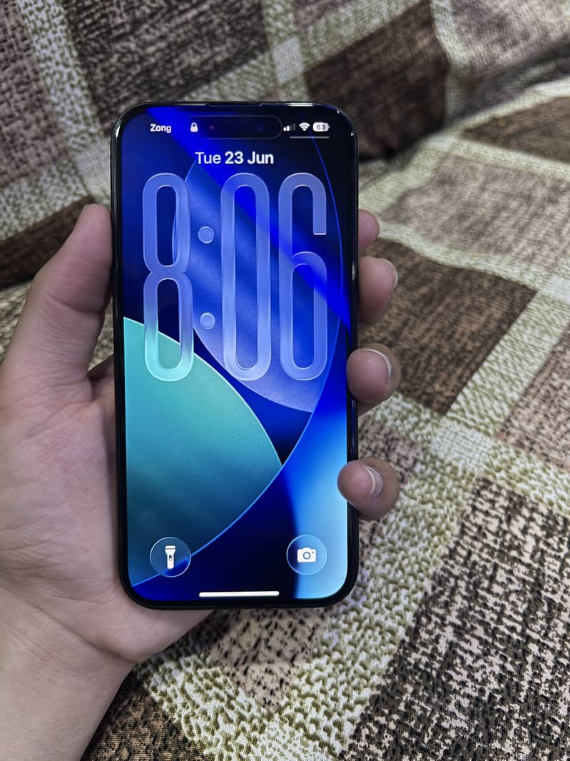 iPhone 15 pro 1