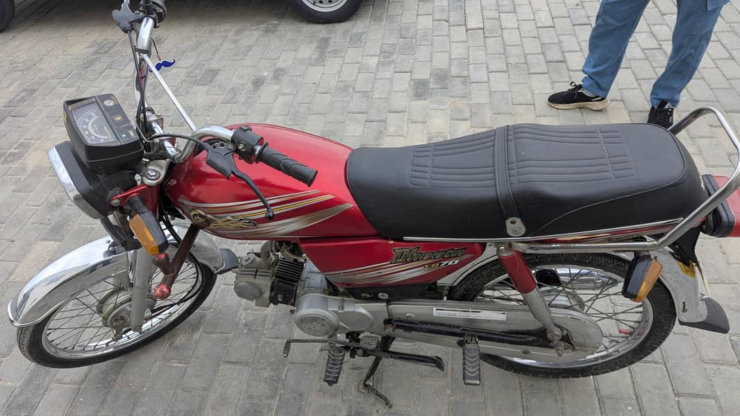 Dhoom 70cc 6