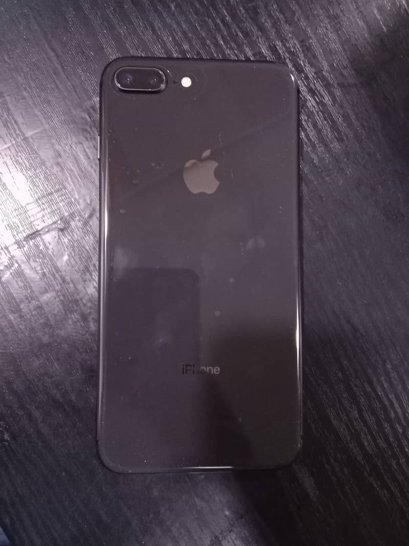 Apple iPhone 8 Plus 0