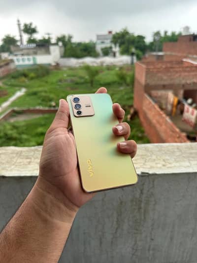Vivo V23 5g With Box charger 12/256 gb Wala ha