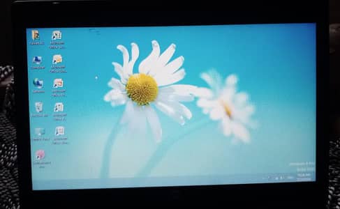 `HP ProBook i3 4GB 128GB SSD