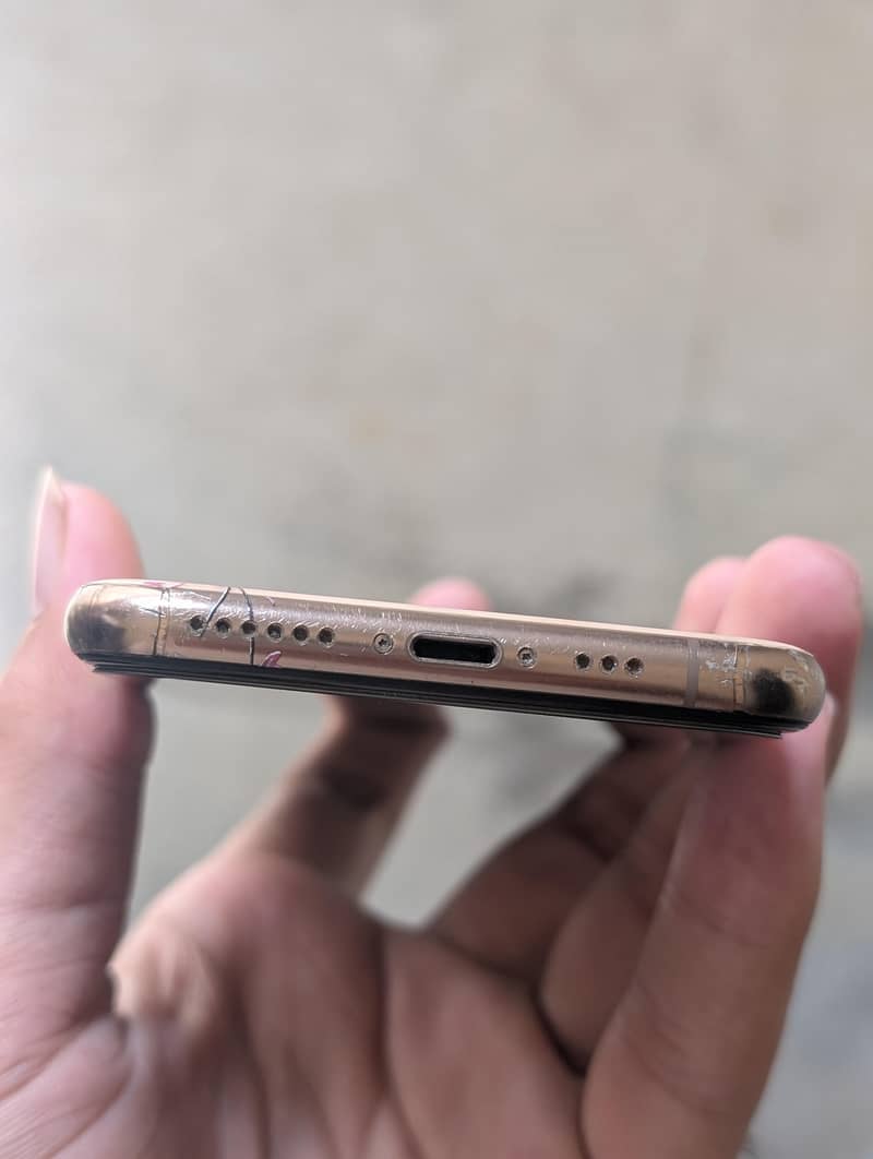 iPhone xs 7