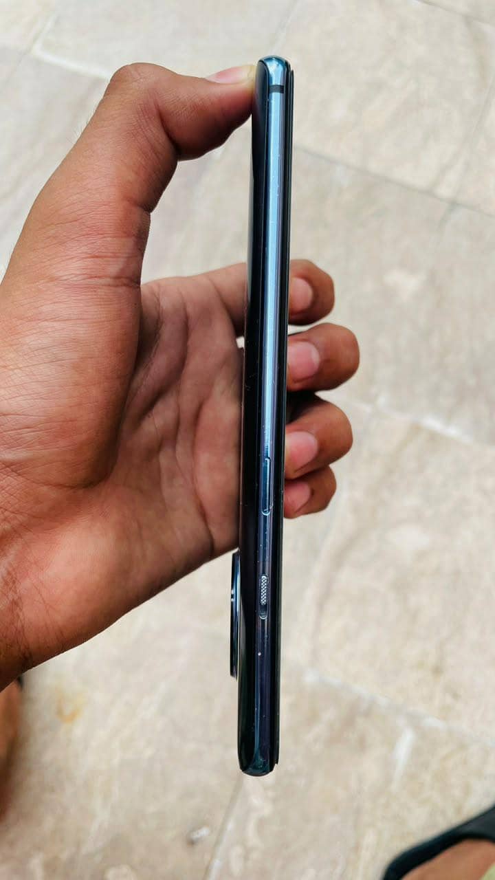 One Plus 7T 1