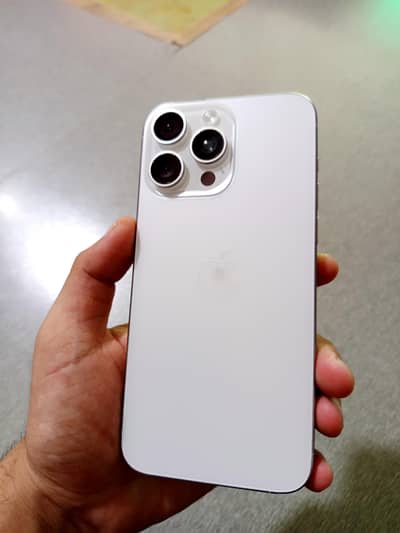 iPhone 15 Pro Max Factory Unlocked Non PTA 10/10+
