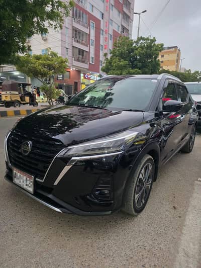 Nissan Kicks e Power 2021