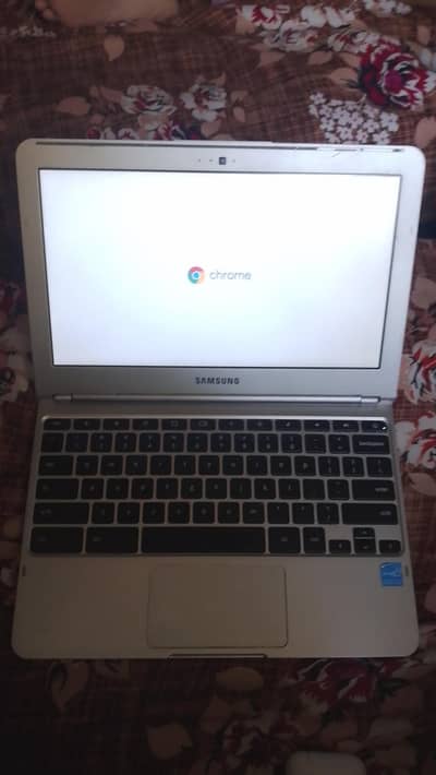 chrome book laptop