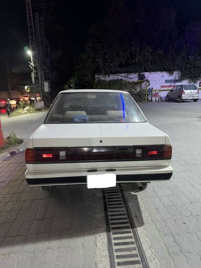 Nissan Sunny 1989