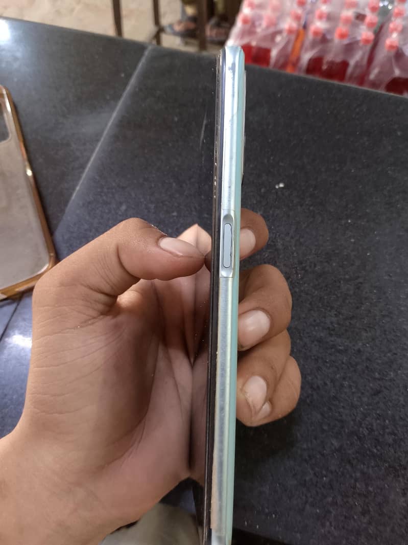 OPPO A76 5