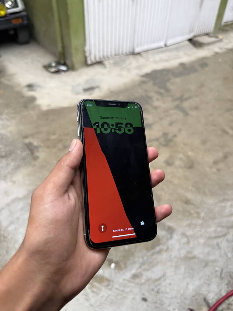Apple iPhone X 5