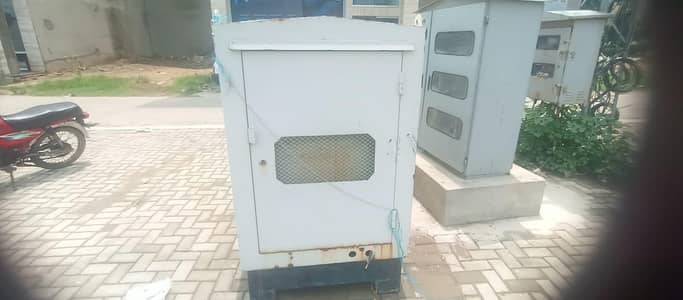 35kv generator h bilkul ok h diesel engine h self start h
