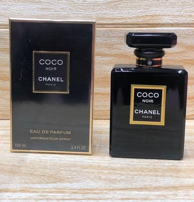 Coco Chanel noir.