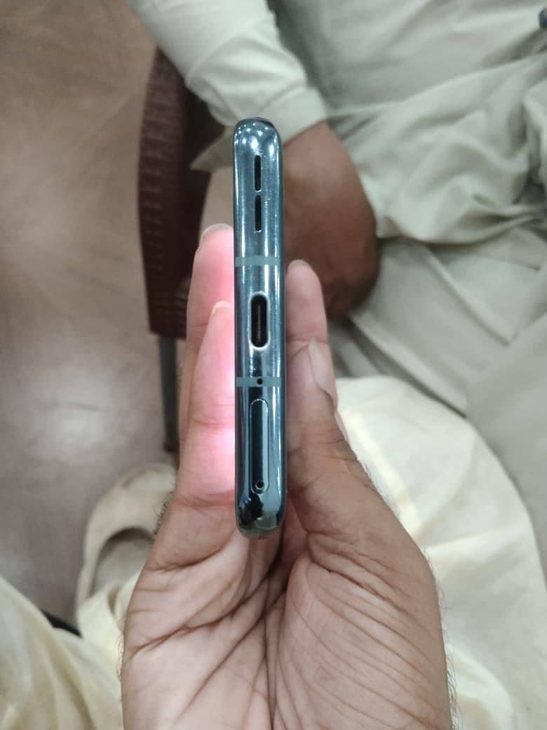 One Plus 9 Pro 4