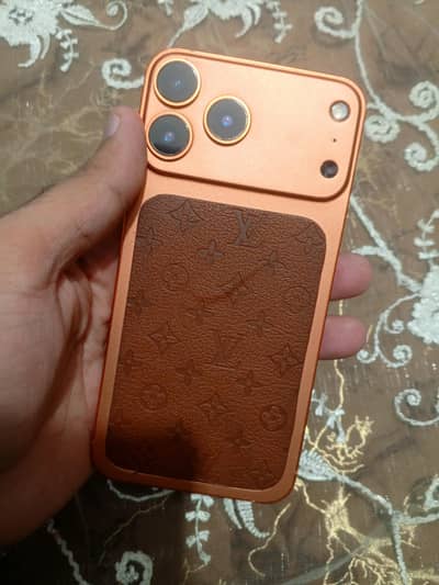 Apple iPhone XS Max convert into 17 pro max