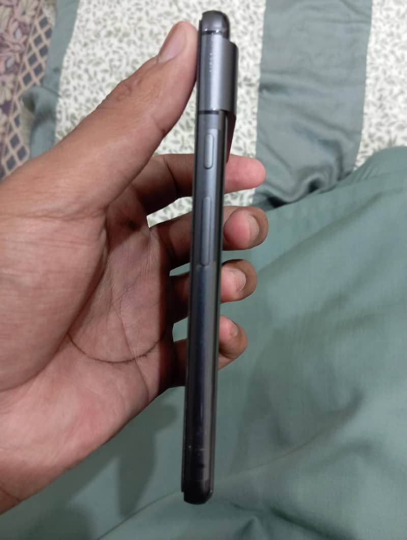 Google Pixel 8 1
