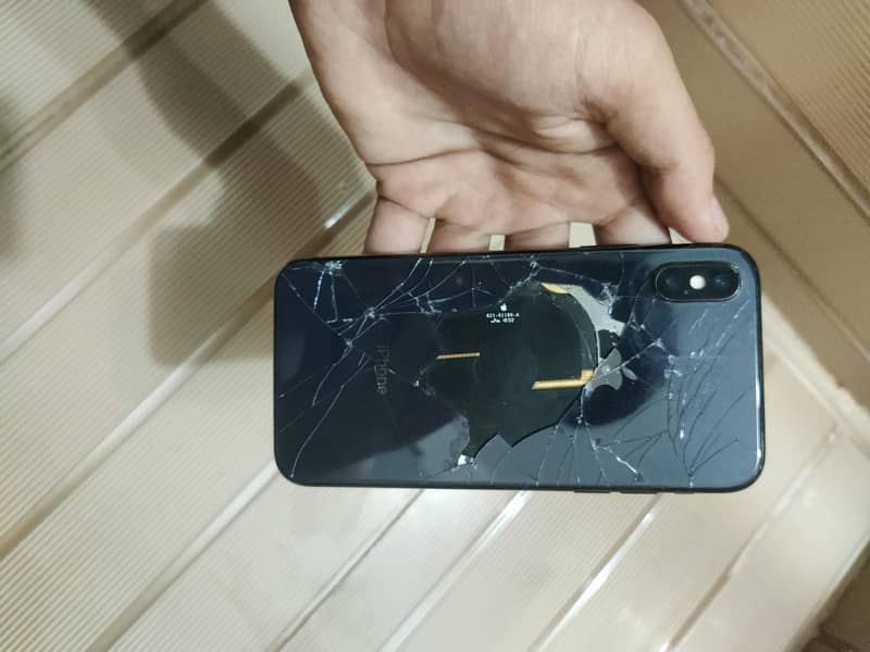 Apple iPhone X 3
