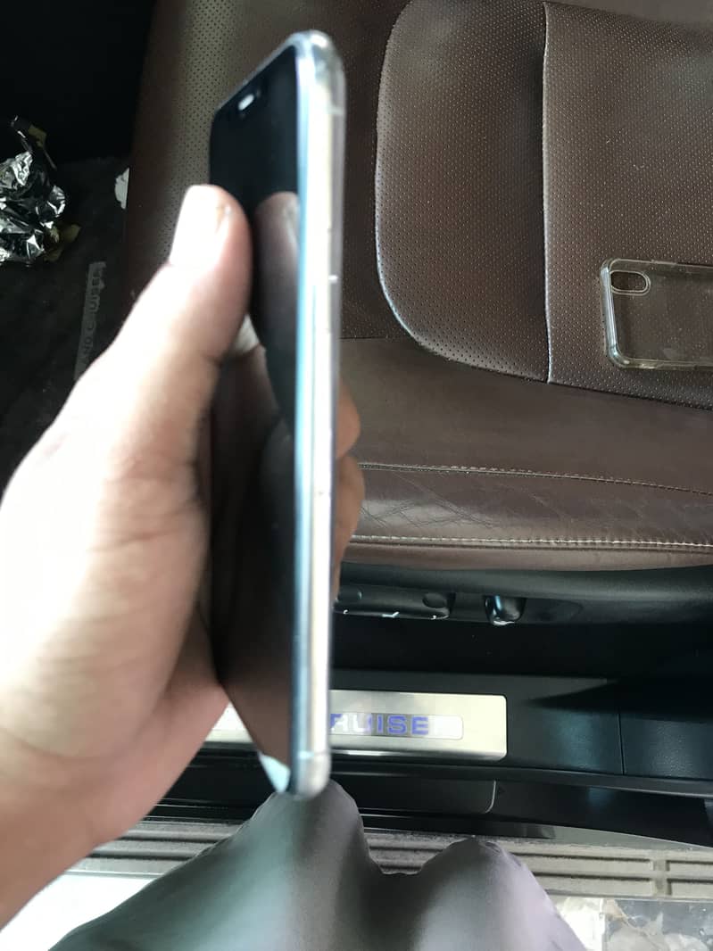 Apple iPhone X 2