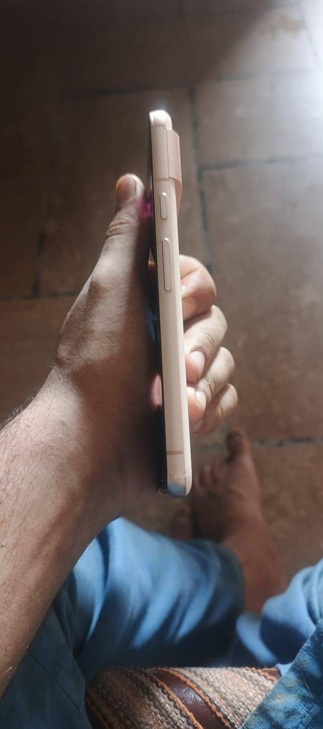 Google Pixel 8 2